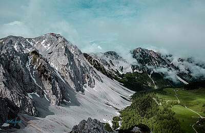 Blick auf Weinasch und KLU Huette Foto CRR Manfred Bosch