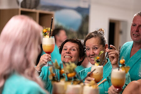 Bademantel Party im Kärntner Badehaus am Klopeiner See