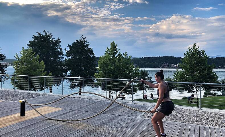 Fitness Beach Klopeiner See Battle Rope c ACKERMANN