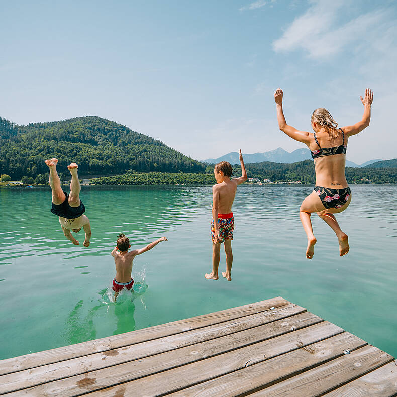 Baden Familie Klopeiner See Suedkaernten c MartinHofmann 2 